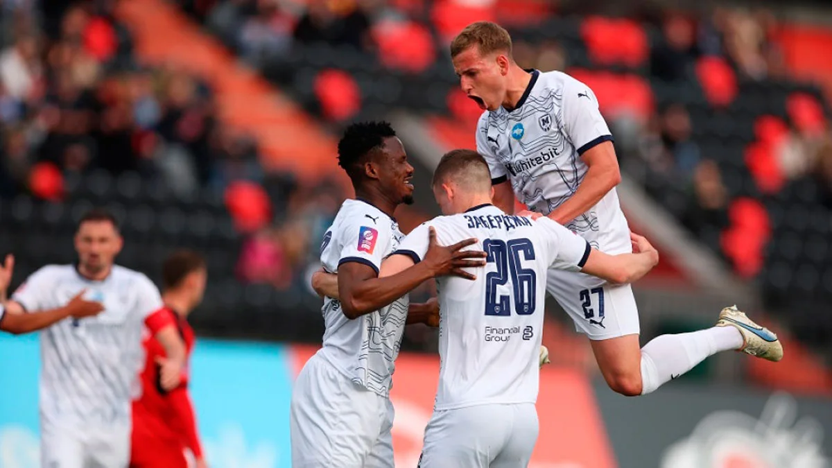 Фото к новости: Металлист 1925 сокрушил Верес в доигровке скандального матча – Итодо оформил хет-трик и опустил Динамо на пятое место