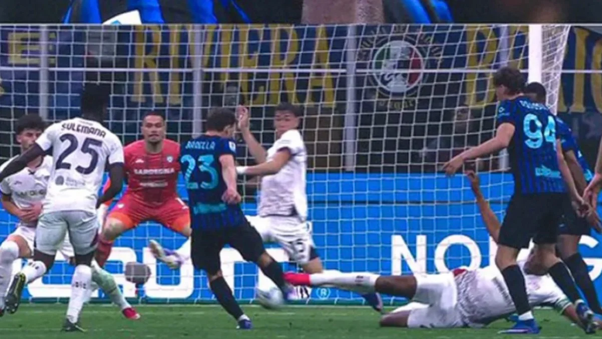 Интер – Кальяри – 3:0 / Скрин