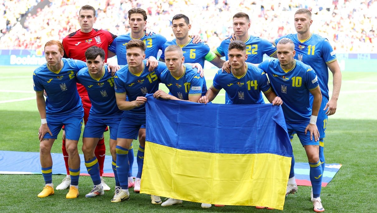 Конопля и Довбик в составе сборной Украины / Getty Images