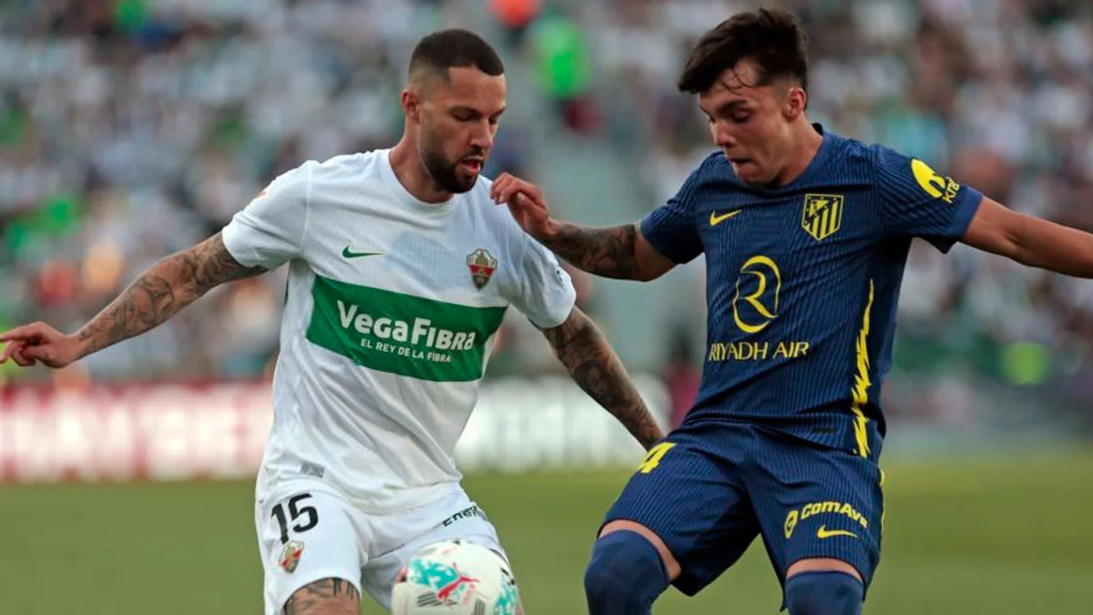 Фото к новости: Атлетико потерпел четвертое поражение подряд, проиграв Эльче в битве с пятью голами – левантийцы покинули зону вылета