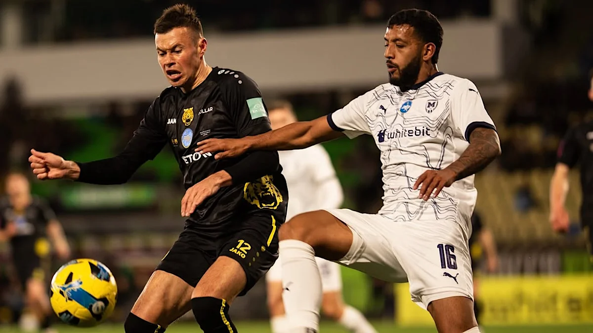 Єгор Картушов проти Металіста 1925 / Фото ФК Чернігів