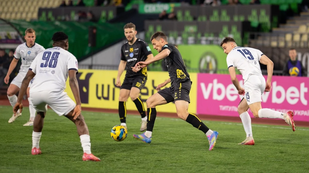 Металлист 1925 – Чернигов / фото: ФК Чернигов