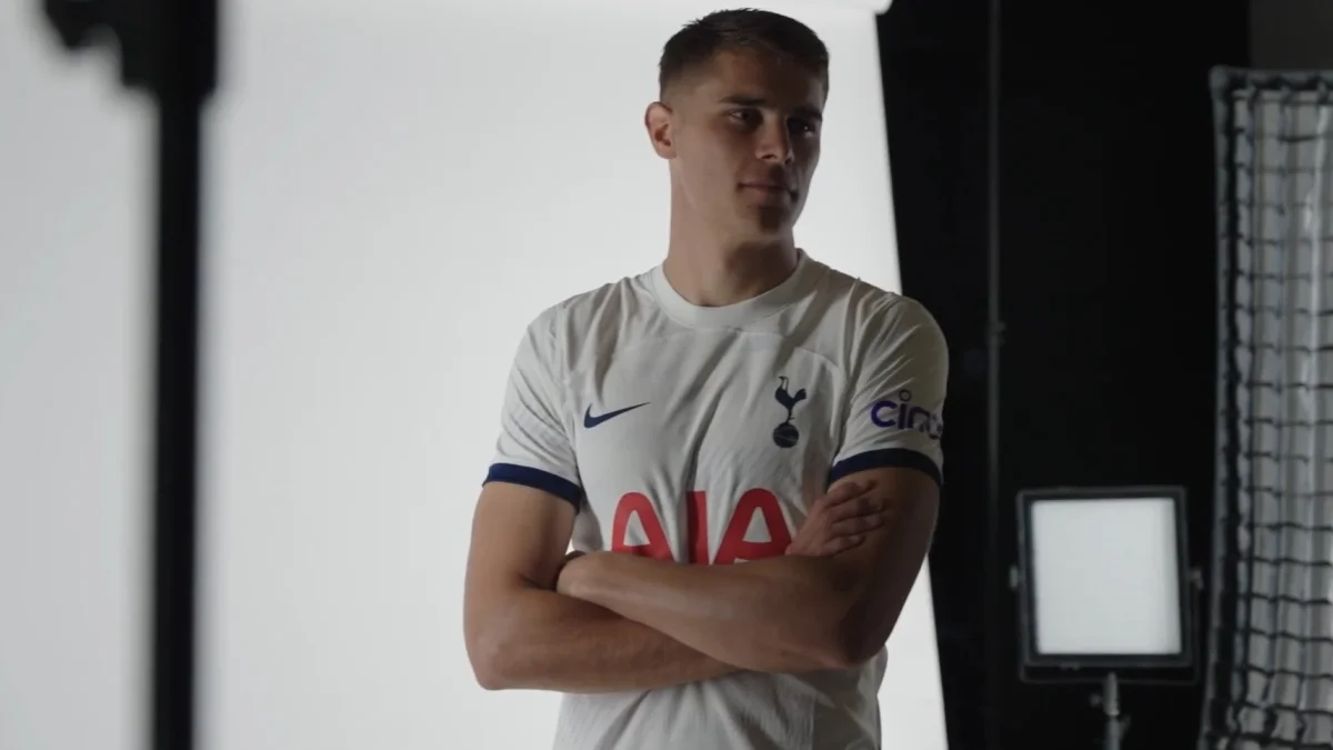 Мікі ван де Вен / Скріншот