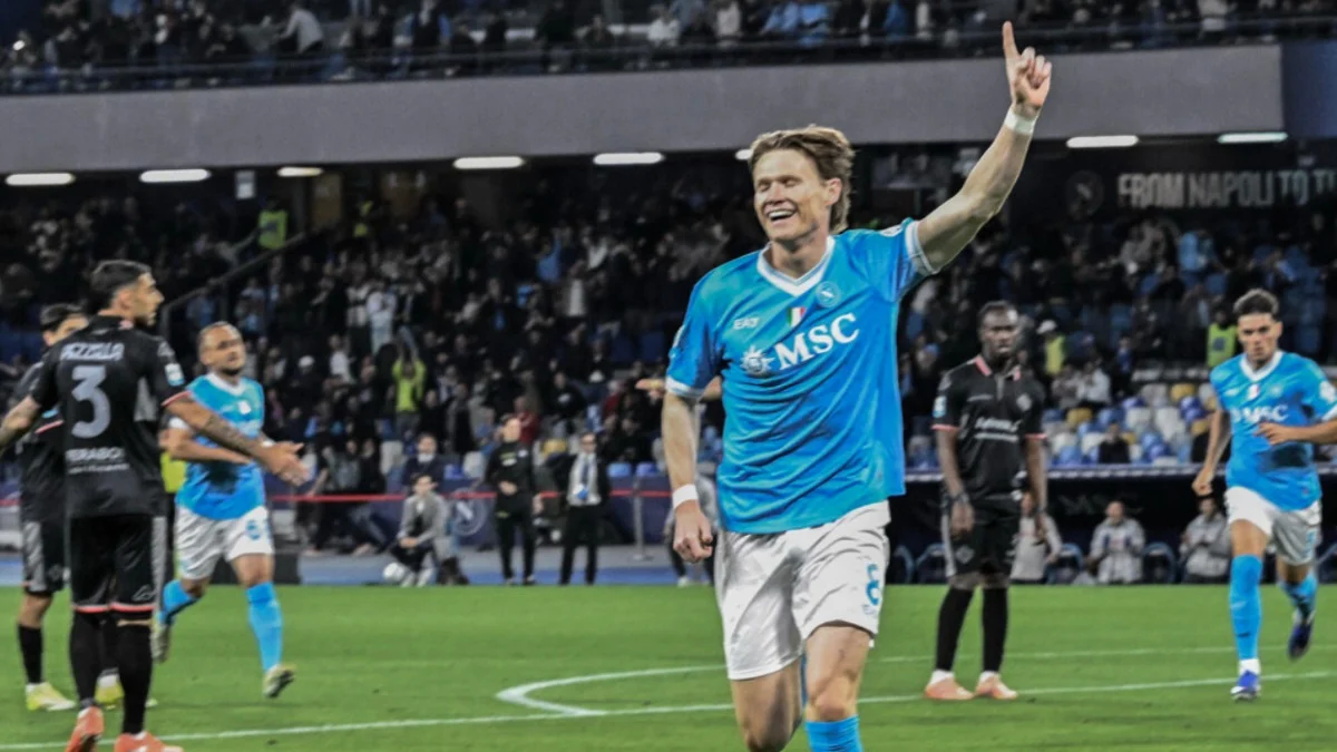 Наполи – Кремонезе / ANSA