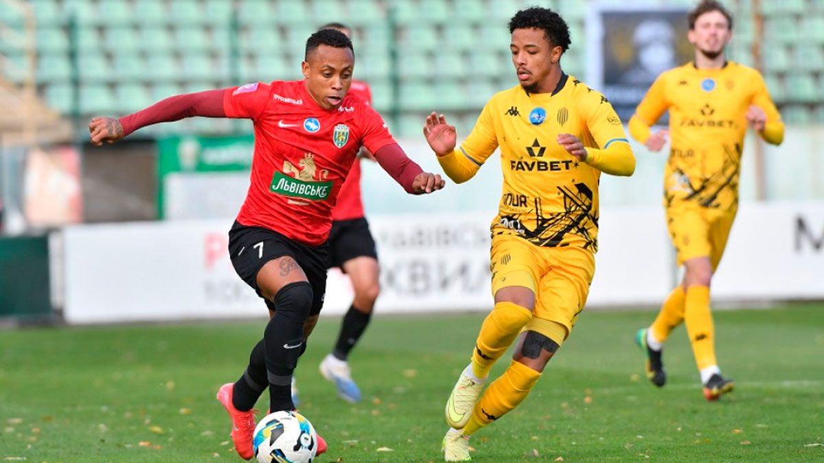 Рух - Карпати: прогноз та анонс львівського дербі в УПЛ