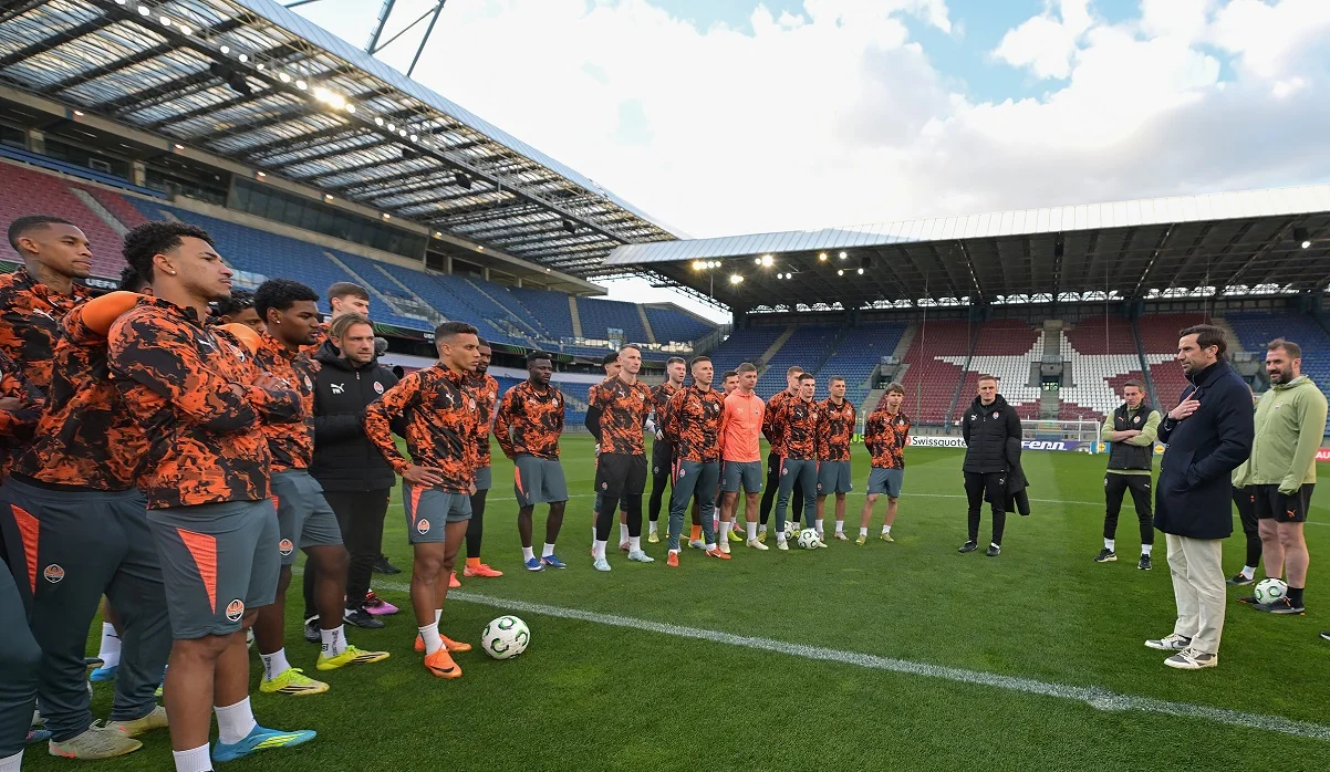 Даріо Срна налаштовує команду / Фото ФК Шахтар