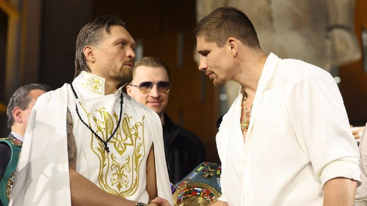 Александр Усик и Рико Верховен / Фото Д. Дидковского