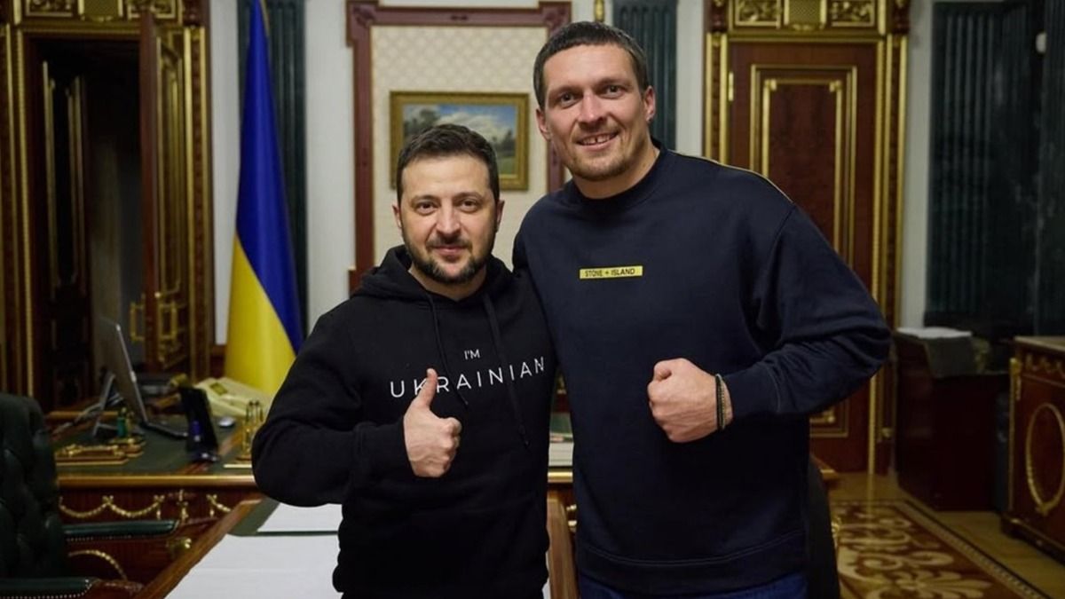 Володимир Зеленський і Олександр Усик / Фото: Facebook.com/zelenskyy.official