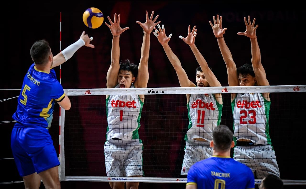 Українці не змогли переграти болгарську збірну / фото: volleyballworld.com