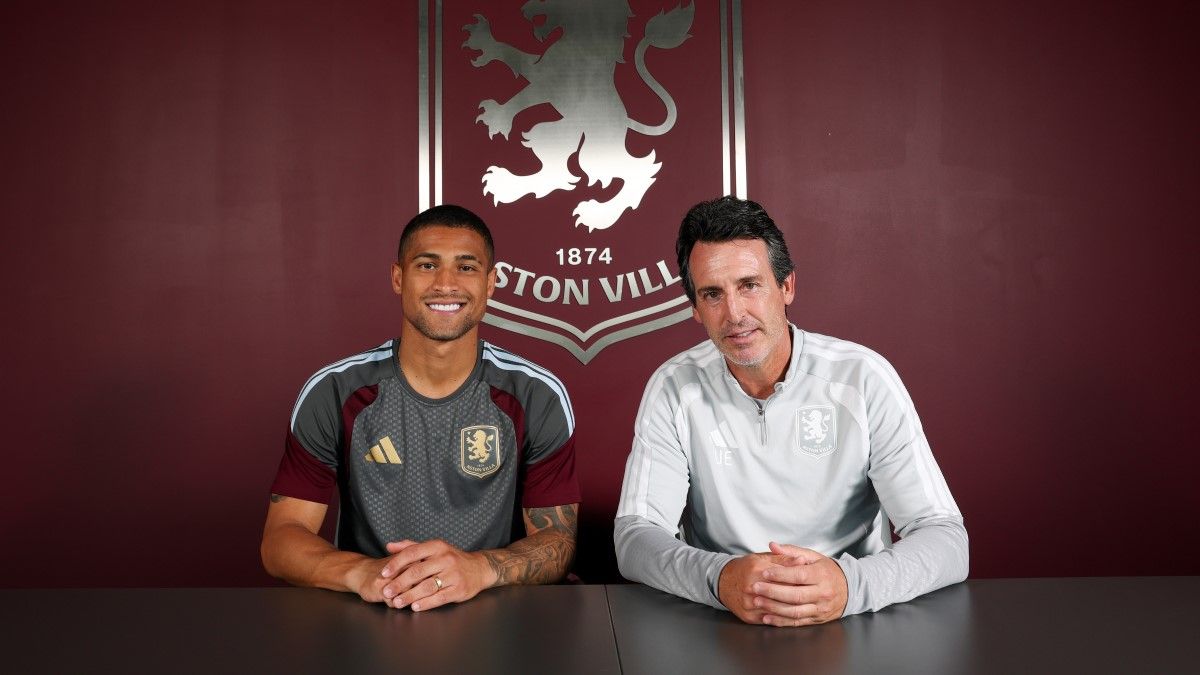 Жоао Гомеш та Унаї Емері / Photo by Neville Williams/Aston Villa FC via Getty Images