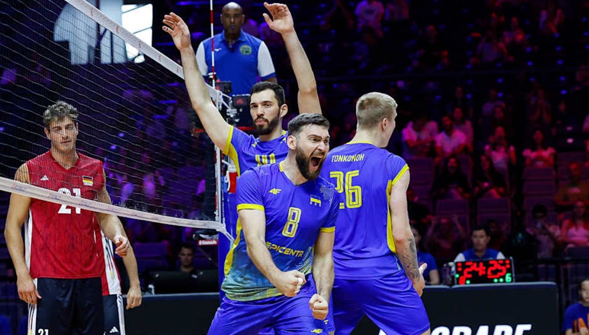 Дмитро Янчук (№ 8) / фото: volleyballworld.com