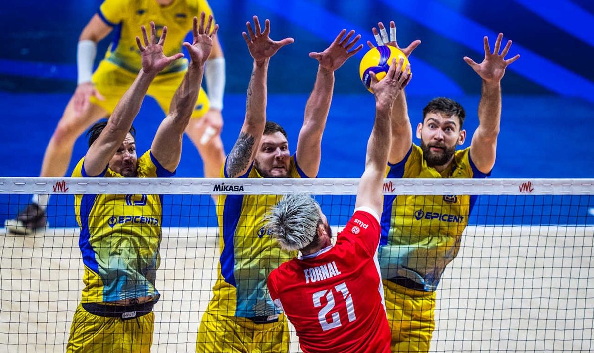 Польша оказалась сильнее Украины / фото: volleyballworld.com