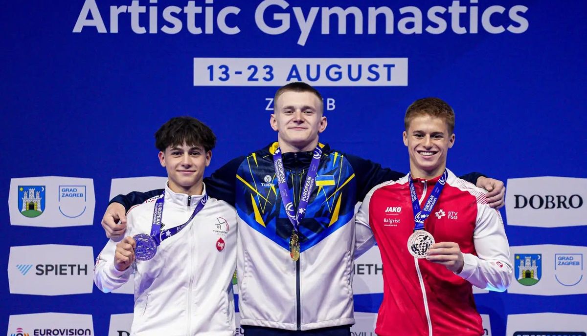 Валентин Гаврильченко на вершині п'єдесталу / фото: European Gymnastics