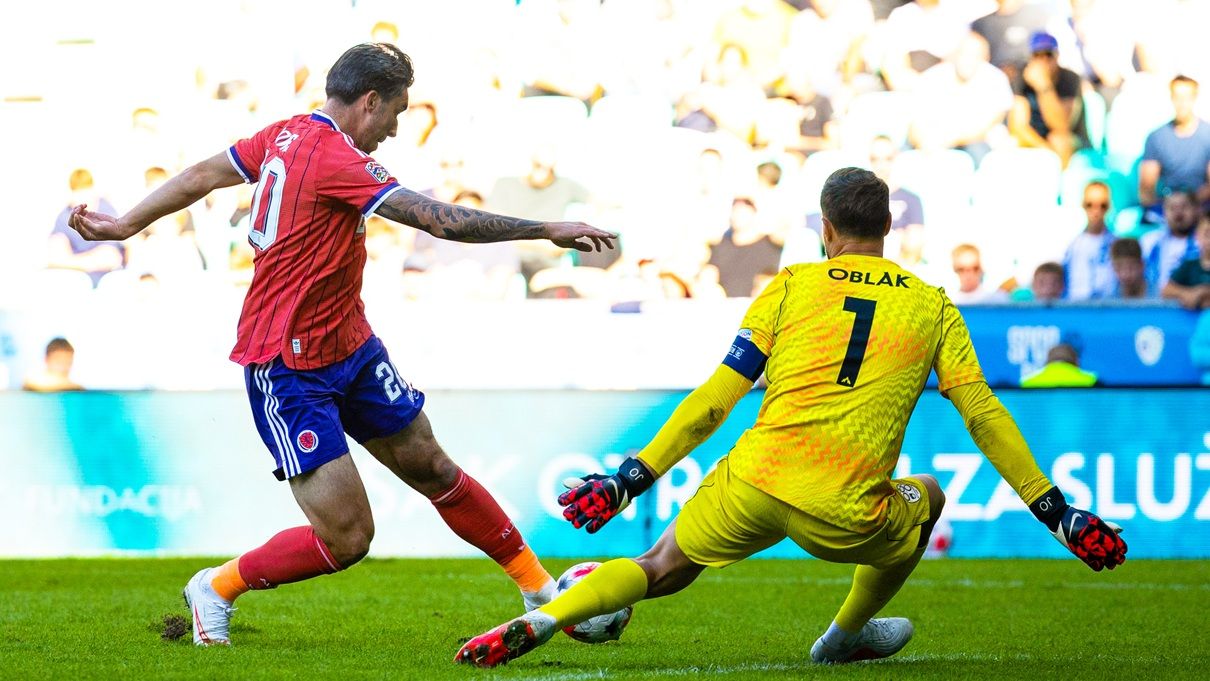 Словения – Шотландия – 0:0 / Photo by Craig Williamson/SNS Group via Getty Images