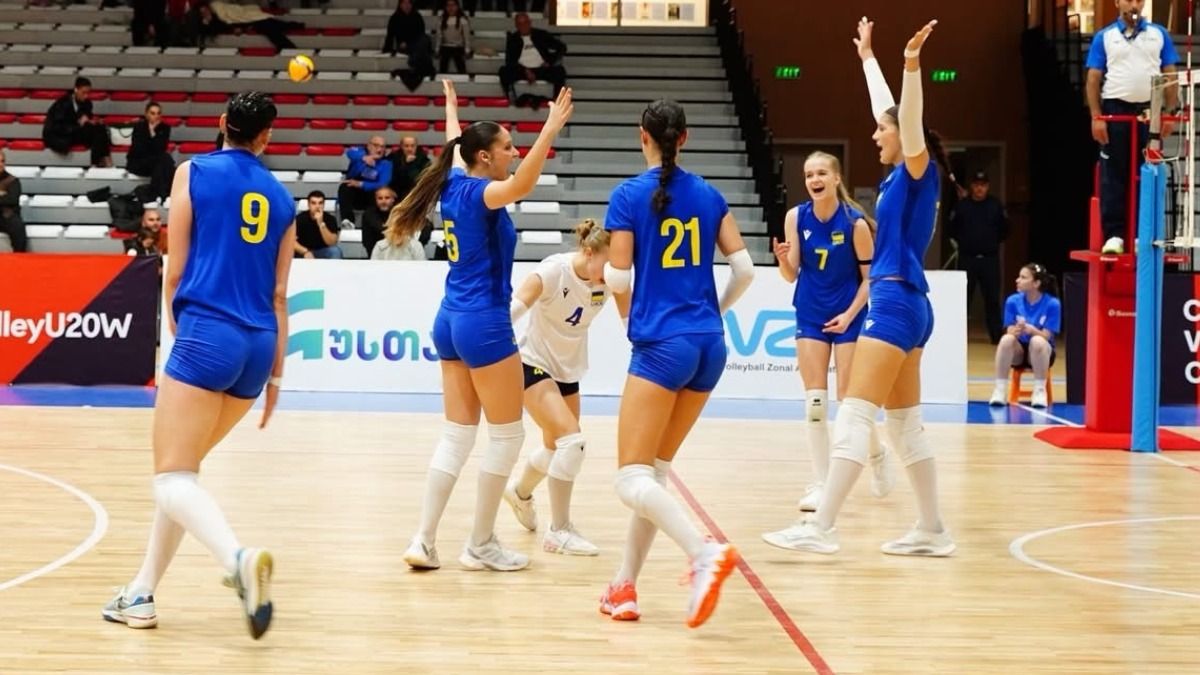 Женская сборная Украины U-20 по волейболу / фото: instagram.com/volleyball.ua