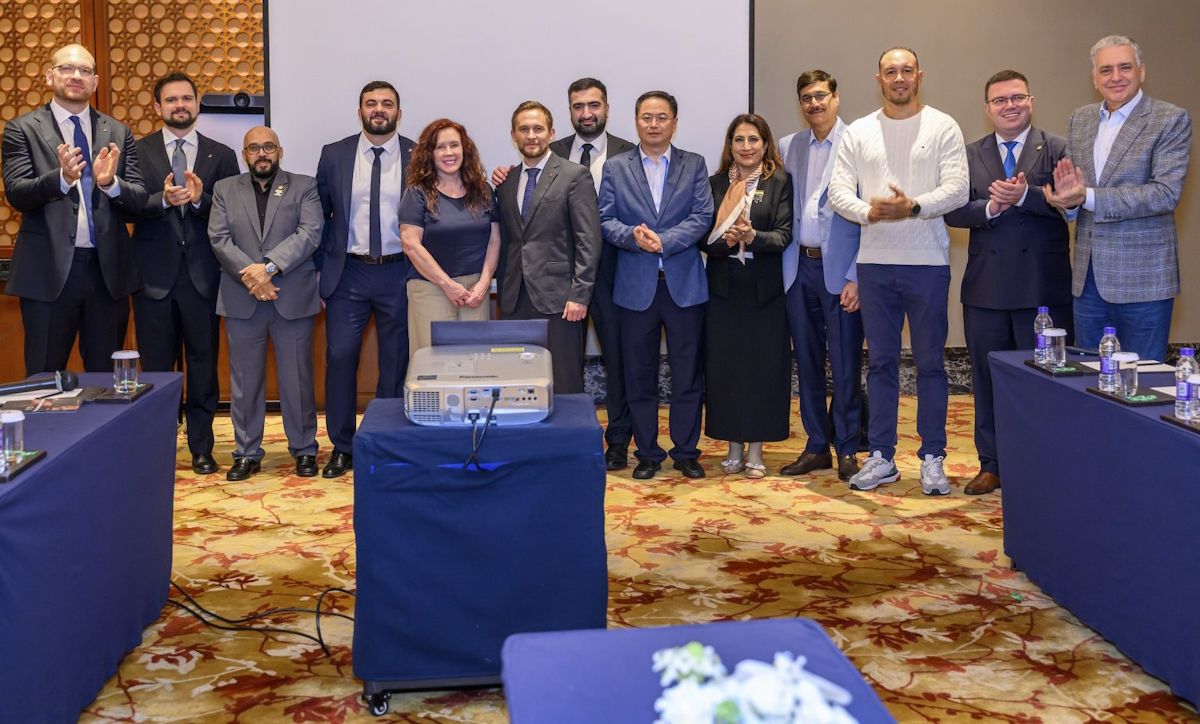 Керівництво IWF / International Weightlifting Federation