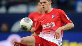"Баварию" заинтересовал 19-летний защитник "Фрайбурга" "Баварию" заинтересовал 19-летний защитник "Фрайбурга"