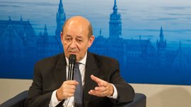 Франція докладе всіх необхідних зусиль, щоб Євро-2016 відбулося в найкращих умовах, - міністр оборони Франції Франція докладе всіх необхідних зусиль, щоб Євро-2016 відбулося в найкращих умовах, - міністр оборони Франції