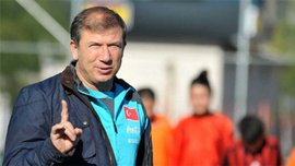 Екс-зірка збірної Туреччини Чолак заарештований за підозрами у злочинній діяльності Екс-зірка збірної Туреччини Чолак заарештований за підозрами у злочинній діяльності