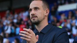 Екс-тренер жіночої збірної Англії підозрюється в залякуванні представника УЄФА Екс-тренер жіночої збірної Англії підозрюється в залякуванні представника УЄФА