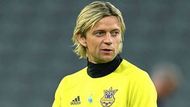 Жена Тимощука потроллила экс-капитана сборной Украины, продемонстрировав его неграмотность Жена Тимощука потроллила экс-капитана сборной Украины, продемонстрировав его неграмотность