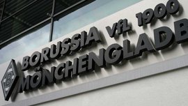 Фанат Боруссии М изнасиловал 19-летнюю девушку в поезде Фанат Боруссии М изнасиловал 19-летнюю девушку в поезде