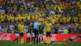 Мексика – Швеція: Гальярдо отримав найшвидшу жовту картку в історії чемпіонатів світу Мексика – Швеція: Гальярдо отримав найшвидшу жовту картку в історії чемпіонатів світу