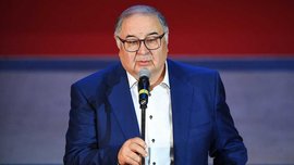 Усманов погодився продати свої акції Арсенала Усманов погодився продати свої акції Арсенала