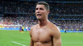 "Эй, Криштиану", – 40-летний норвежец потролил Роналду из-за лучшей физики в FIFA 19 "Эй, Криштиану", – 40-летний норвежец потролил Роналду из-за лучшей физики в FIFA 19