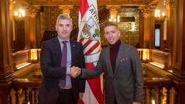Муньяин продлил контракт с Атлетиком
Муньяин продлил контракт с Атлетиком