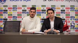 Касимпаша замість голкіпера Динамо підписала голкіпера Удінезе Скуффета Касимпаша замість голкіпера Динамо підписала голкіпера Удінезе Скуффета