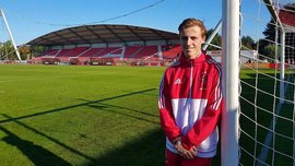 Голкіпер Аякса U-19 забив на 90+2, а потім виграв серію пенальті – божевілля дня Голкіпер Аякса U-19 забив на 90+2, а потім виграв серію пенальті – божевілля дня