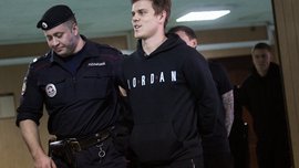Кокорін та Мамаєв офіційно засуджені до позбавлення волі за побиття чиновників та водія Кокорін та Мамаєв офіційно засуджені до позбавлення волі за побиття чиновників та водія
