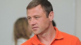 Бахарев: На Донбасс Арене живут лисы – норы роют, на солнышке греются Бахарев: На Донбасс Арене живут лисы – норы роют, на солнышке греются