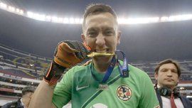 Голкипер Америки отразил три пенальти и забил решающий гол в матче чемпионов Мексики Голкипер Америки отразил три пенальти и забил решающий гол в матче чемпионов Мексики