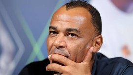Кафу: Неможливо описати відчуття, коли кидаєш землю на труну свого сина Кафу: Неможливо описати відчуття, коли кидаєш землю на труну свого сина