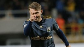 "Простые, скромные ребята": Караваев – о двух легендах АПЛ, с которыми пересекся в Фенербахче
"Простые, скромные ребята": Караваев – о двух легендах АПЛ, с которыми пересекся в Фенербахче