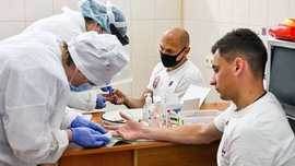 Гравці та тренери Зорі здали чергові тести на COVID-19 – відомі результати Гравці та тренери Зорі здали чергові тести на COVID-19 – відомі результати