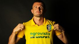 Александрия за день подписала еще двух новичков Александрия за день подписала еще двух новичков