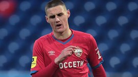"Казав, що не хоче грати в Росії": агент Шкуріна розповів, як форвард Динамо опинився у московському ЦСКА "Казав, що не хоче грати в Росії": агент Шкуріна розповів, як форвард Динамо опинився у московському ЦСКА