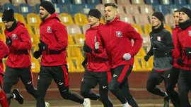 "Набрали футболистов с большими зарплатами, а они не играют": Вирт сравнил перспективы Металлиста и Кривбасса в УПЛ "Набрали футболистов с большими зарплатами, а они не играют": Вирт сравнил перспективы Металлиста и Кривбасса в УПЛ