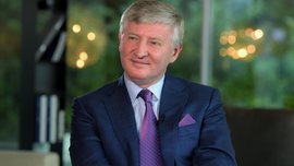 Ахметов поздравил болельщиков Шахтера с Новым годом – президент "горняков" отметил смену поколений в команде Ахметов поздравил болельщиков Шахтера с Новым годом – президент "горняков" отметил смену поколений в команде