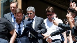 Месси может вернуться в Барселону – о камбеке заговорил его отец Месси может вернуться в Барселону – о камбеке заговорил его отец