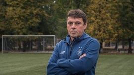 "Дістаю техпаспорт, думаючи, що там Шевченко": Дмитрулін пригадав, як опинився в авто Суркіса "Дістаю техпаспорт, думаючи, що там Шевченко": Дмитрулін пригадав, як опинився в авто Суркіса