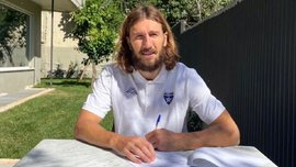 Чигринський офіційно визначився з місцем продовження кар'єри – вибір був між великими грошима і статусом Чигринський офіційно визначився з місцем продовження кар'єри – вибір був між великими грошима і статусом