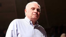 "Я думал, Оливер сам справится": Хенесс объяснил увольнение Кана из Баварии "Я думал, Оливер сам справится": Хенесс объяснил увольнение Кана из Баварии