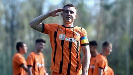 Капитан Шахтера посвятил гол отцу, погибшему в войне с Россией Капитан Шахтера посвятил гол отцу, погибшему в войне с Россией