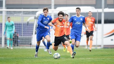 Шахтер U-19 удержал ничью с загребским Динамо в Юношеской лиге УЕФА – команда Йовичевича лидирует в группе Шахтер U-19 удержал ничью с загребским Динамо в Юношеской лиге УЕФА – команда Йовичевича лидирует в группе