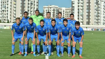 Україна здолала Грузію в стартовому матчі відбору Євро-2020 U-17 – бенефіс таланта Динамо, який стажувався в Німеччині Україна здолала Грузію в стартовому матчі відбору Євро-2020 U-17 – бенефіс таланта Динамо, який стажувався в Німеччині