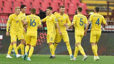 Украина сохранила место в топ-25 обновленного рейтинга ФИФА Украина сохранила место в топ-25 обновленного рейтинга ФИФА